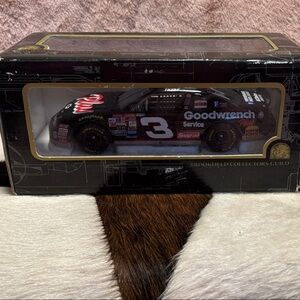 Goodwrench Service Diecast Model Car limited edition of 5,000